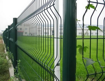 welded_wire_fence_green.jpg